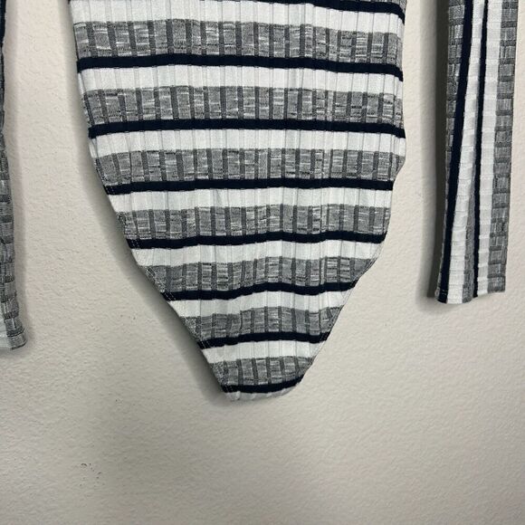Astr Black White and Gray Striped Twist Front Plunge Neck Bodysuit M - Picture 10 of 11